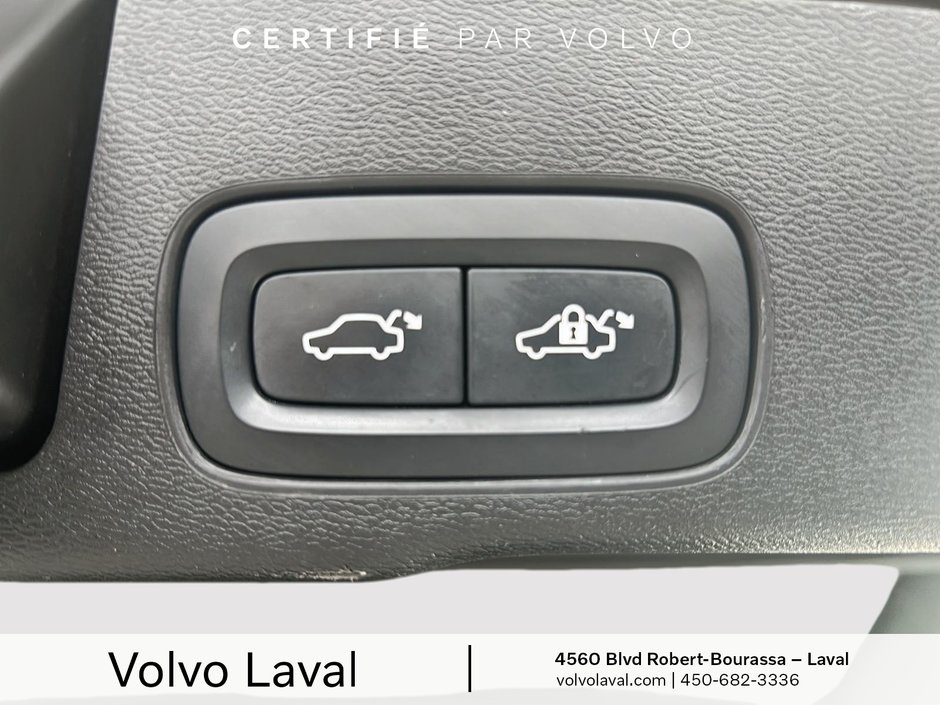Volvo XC60 Inscription Expression 2021-19