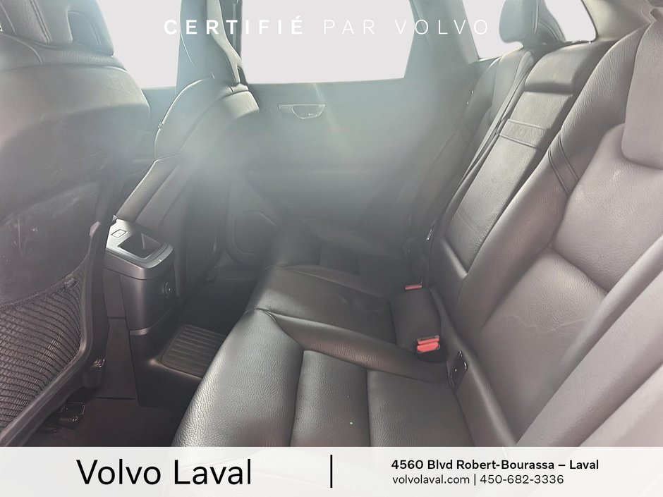 Volvo XC60 Inscription Expression 2021-8