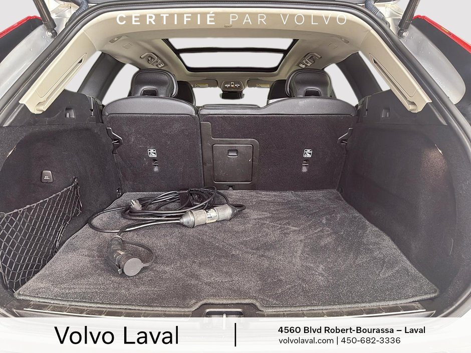2022 Volvo XC60 Recharge Inscription Expression-16