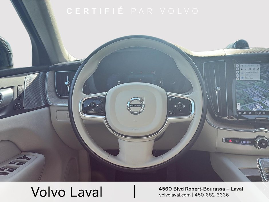 Volvo XC60 Recharge Ultimate Bright Theme 2023-12