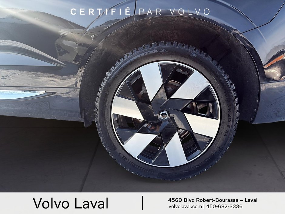 Volvo XC60 Recharge Ultimate Bright Theme 2023-7