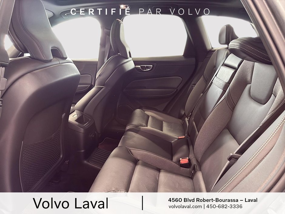 Volvo XC60 R-Design 2021-15