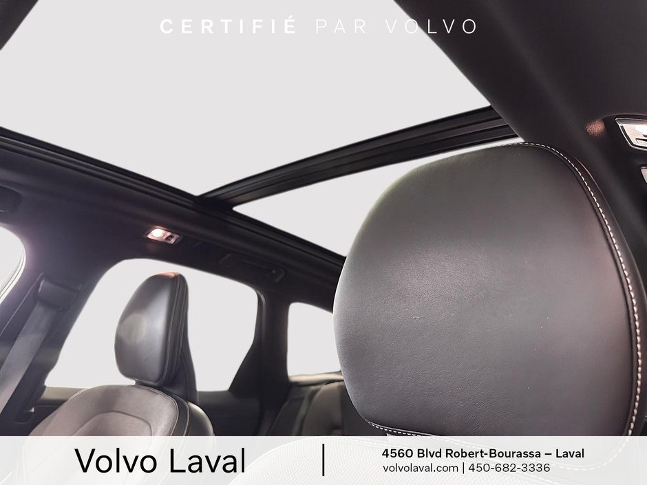 Volvo XC60 R-Design 2021-6