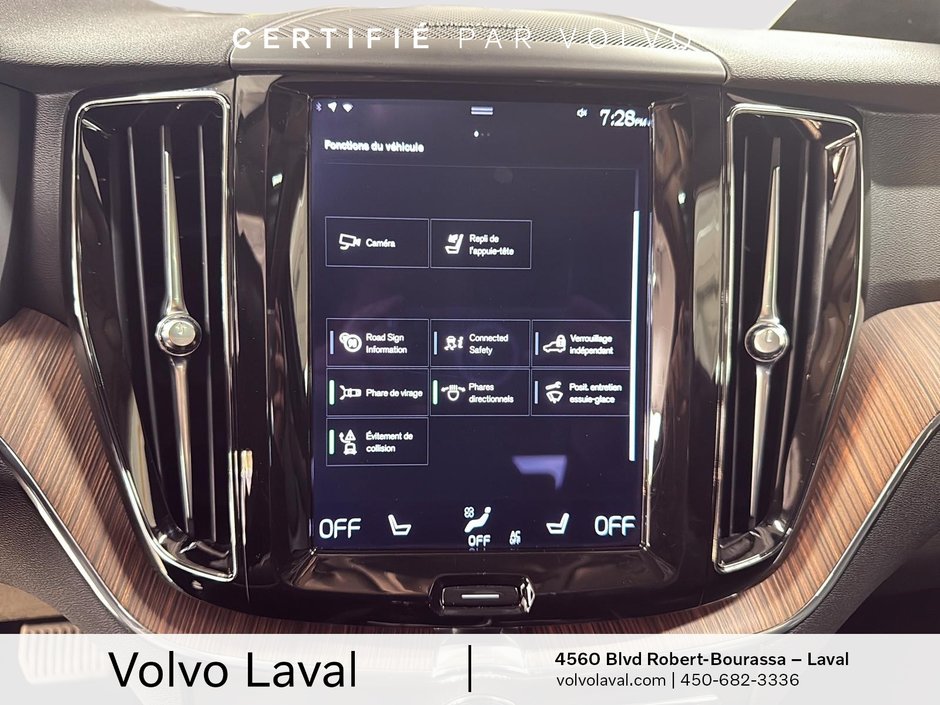 Volvo XC60 Momentum 2021-17