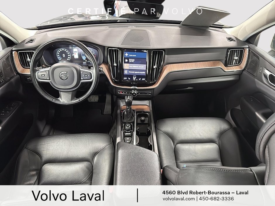 Volvo XC60 Momentum 2021-11