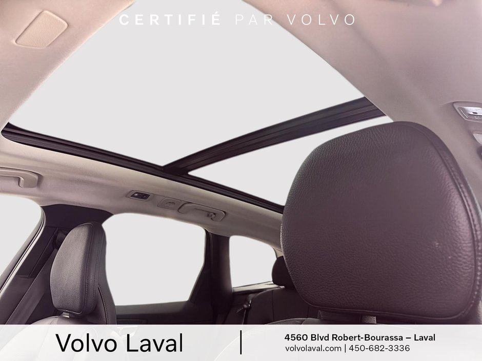 Volvo XC60 Momentum 2021-8