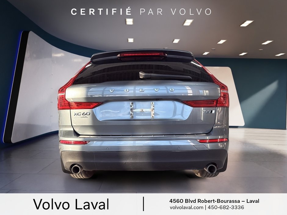 Volvo XC60 Momentum 2021-4