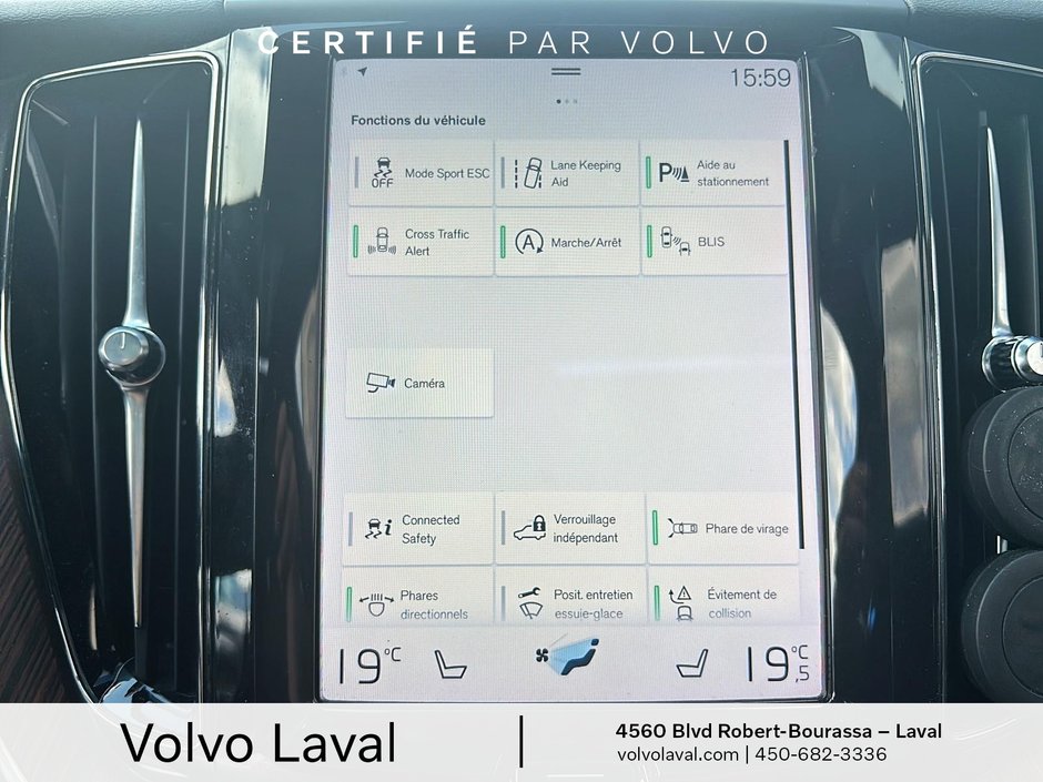Volvo XC60 Momentum 2021-7