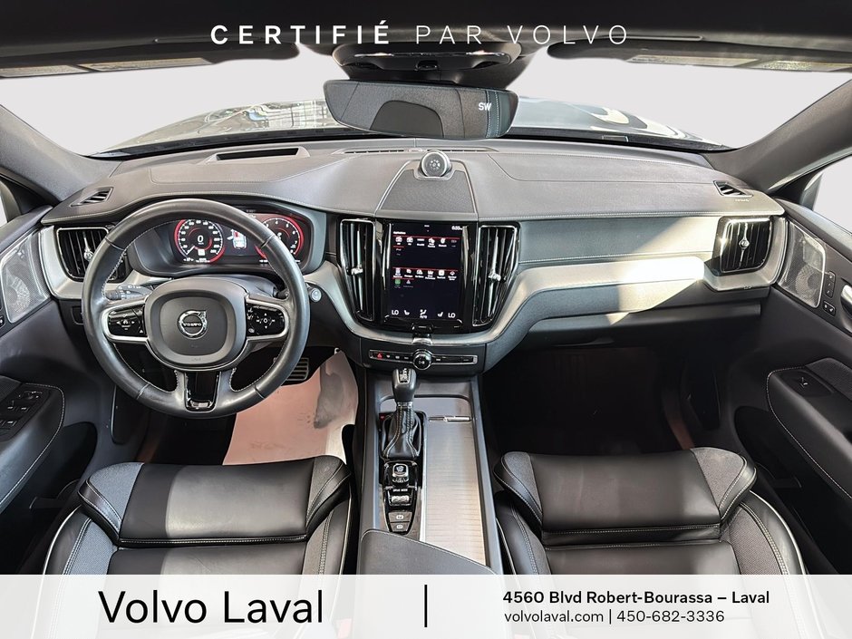 Volvo XC60 R-Design 2021-21