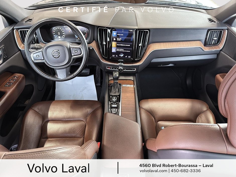 Volvo XC60 Momentum 2021-11