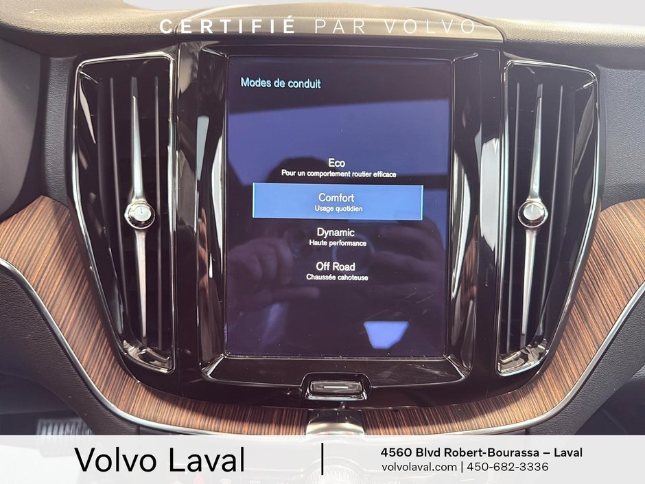 Volvo XC60 Momentum 2021-20