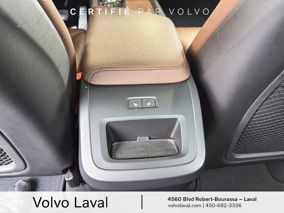 Volvo XC60 Momentum 2021-10