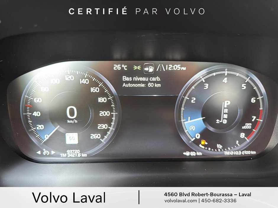Volvo XC60 Momentum 2021-12