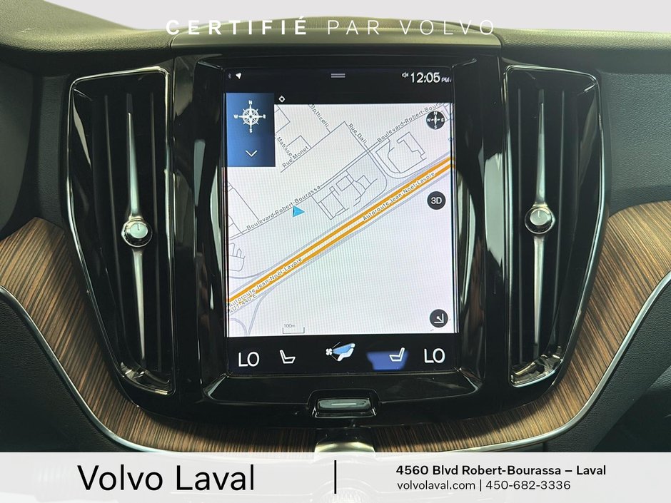 Volvo XC60 Momentum 2021-14
