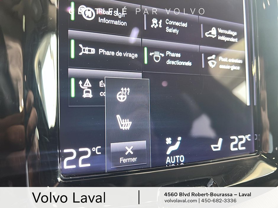 Volvo XC60 Momentum 2021-13