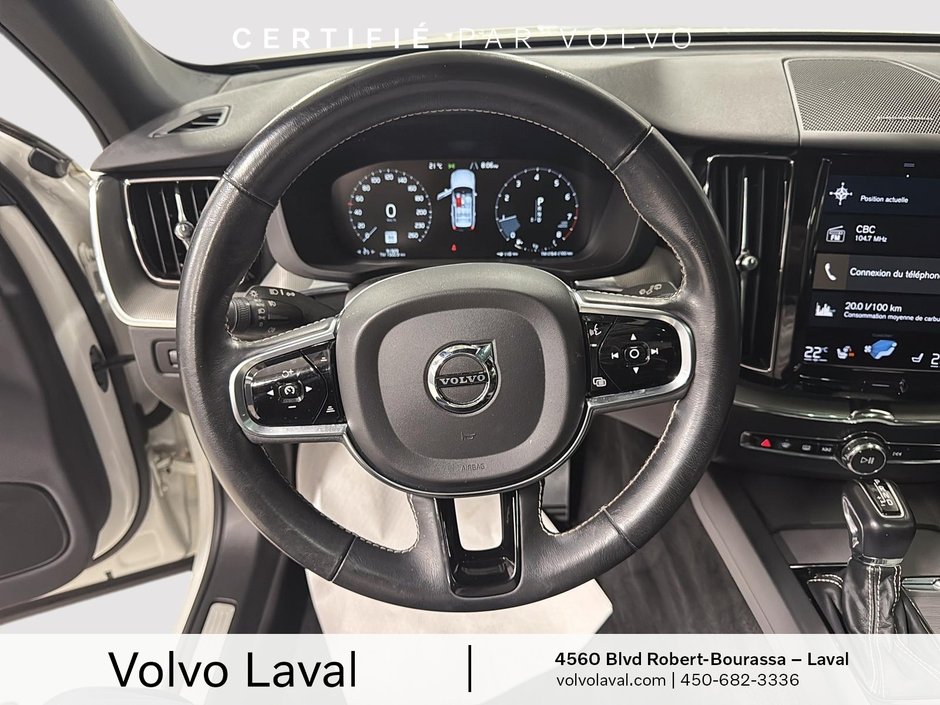 Volvo XC60 R-Design 2021-9