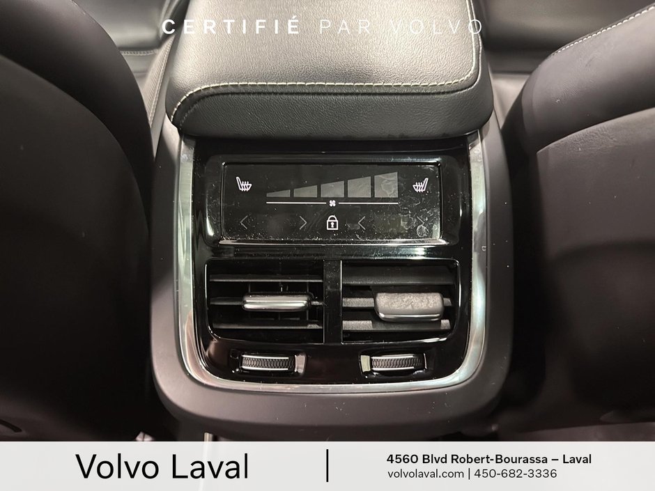 Volvo XC60 R-Design 2021-19