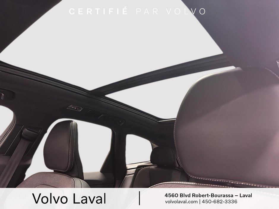 Volvo XC60 R-Design 2021-8