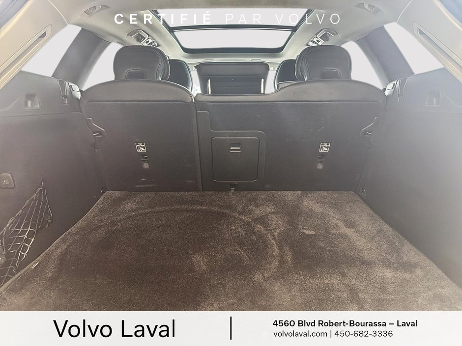 Volvo XC60 Momentum 2021-17