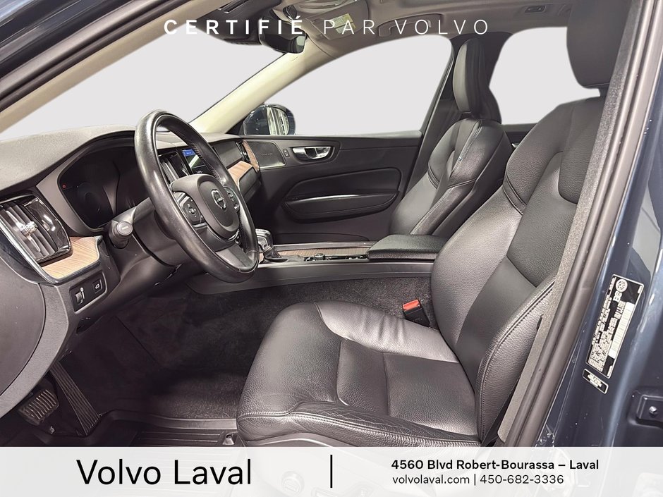 Volvo XC60 Momentum 2021-7