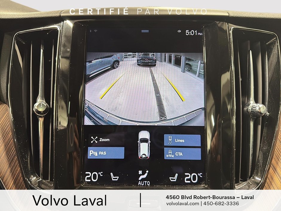 Volvo XC60 Momentum 2021-20