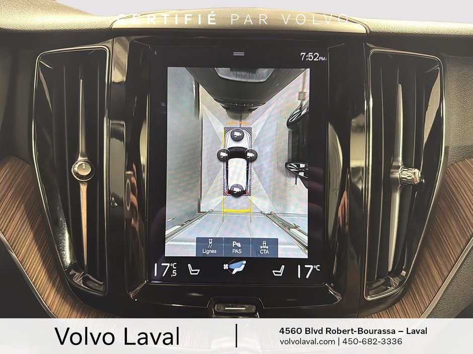 Volvo XC60 Momentum 2021-19