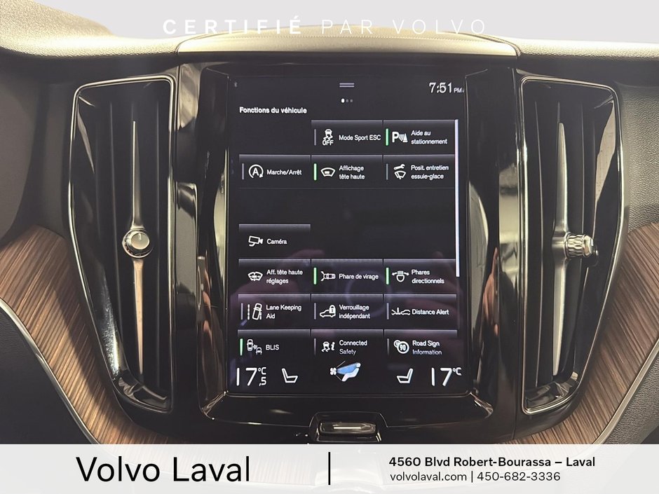 Volvo XC60 Momentum 2021-14