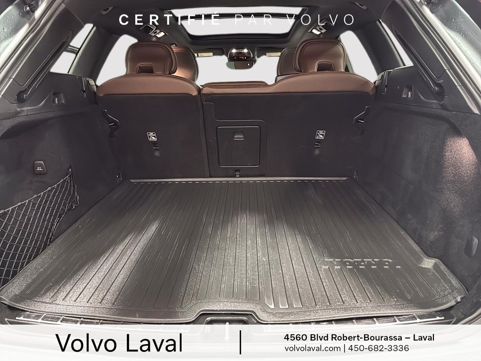 Volvo XC60 Momentum 2021-20