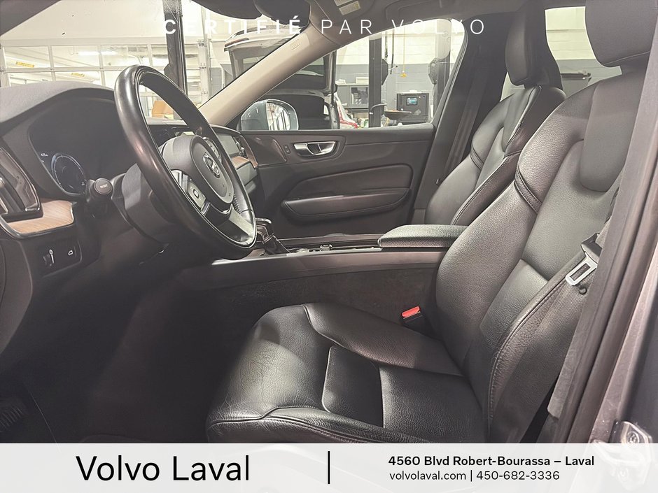 Volvo XC60 Momentum 2021-7