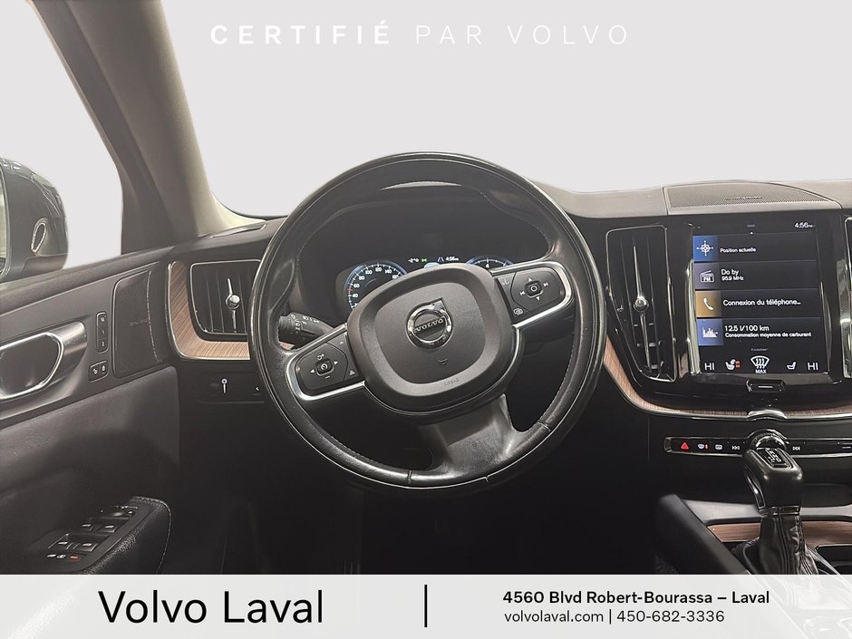 Volvo XC60 Momentum 2021-11