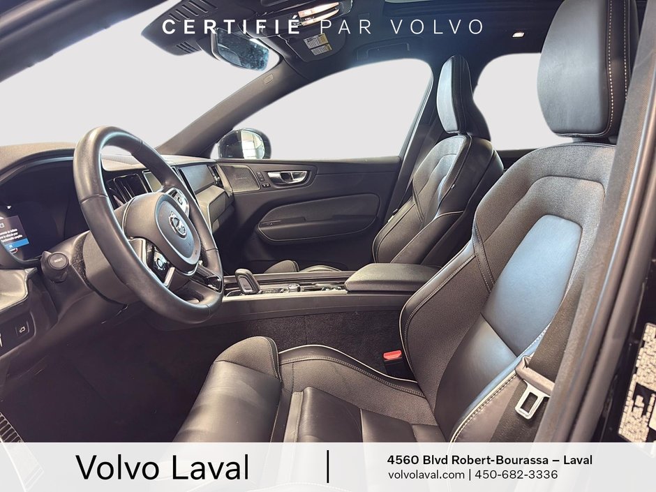 Volvo XC60 R-Design 2022-5