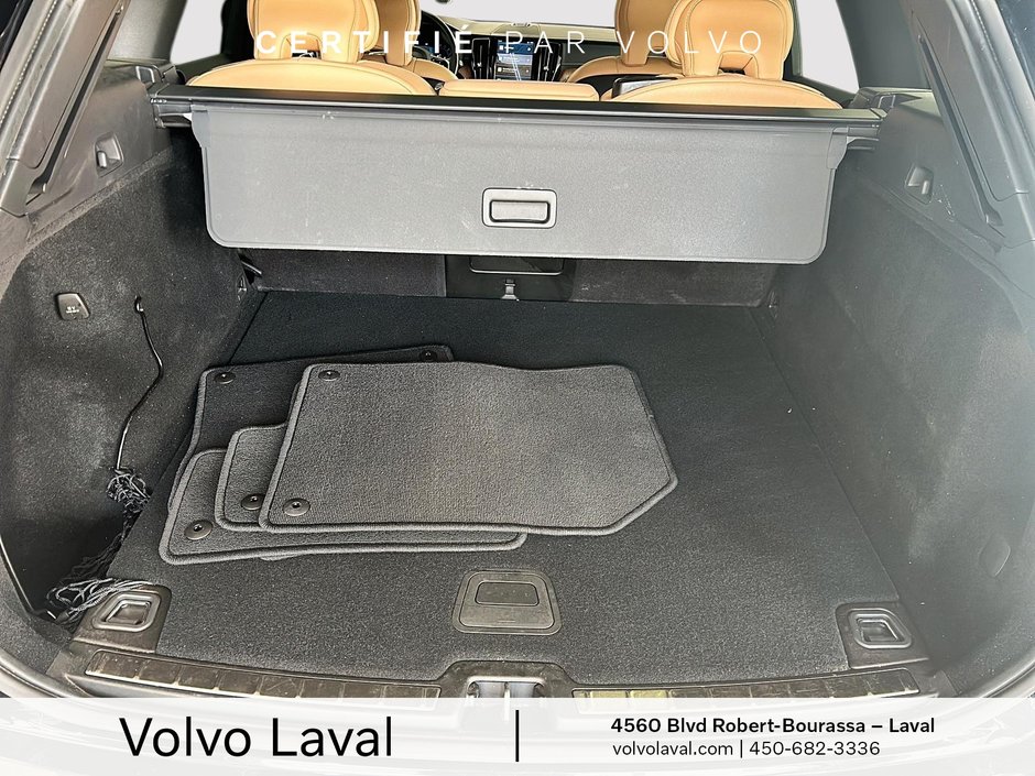 Volvo XC60 Inscription 2022-17