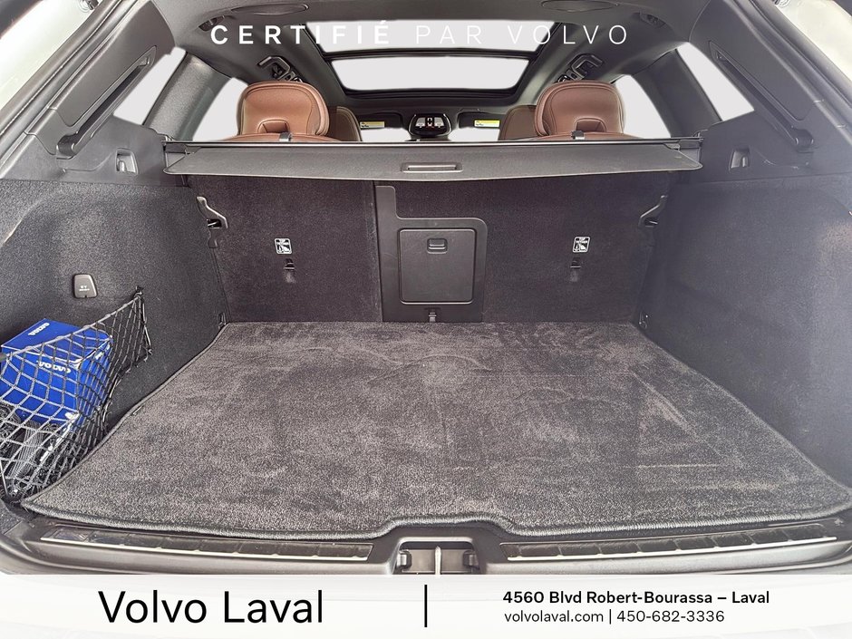 Volvo XC60 Momentum 2022-18