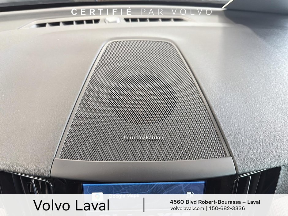 Volvo XC60 Momentum 2022-14