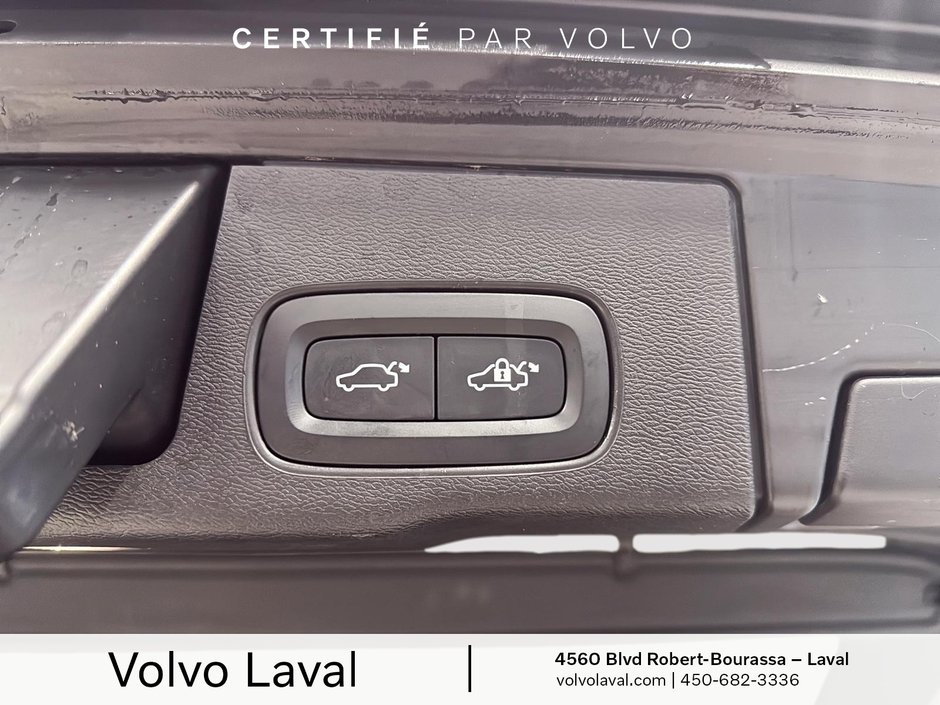 Volvo XC60 Inscription 2022-21