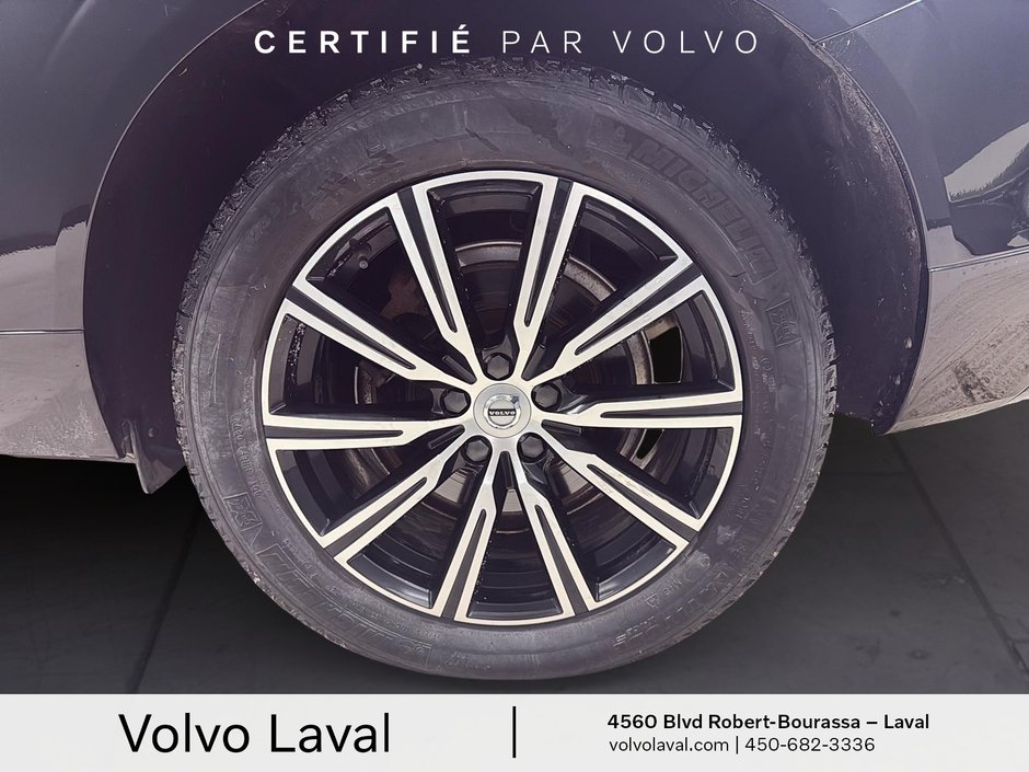 Volvo XC60 Momentum 2022-6