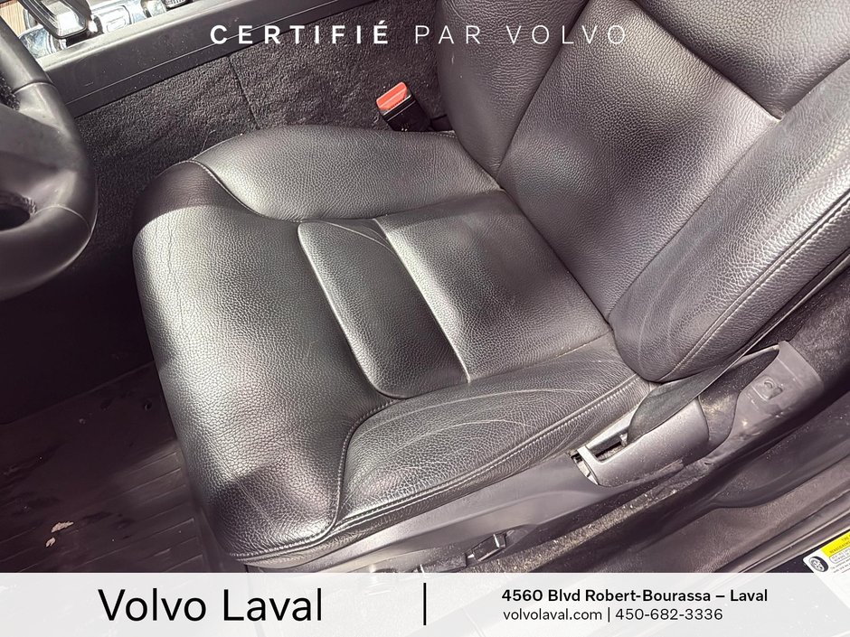 Volvo XC60 Momentum 2022-7