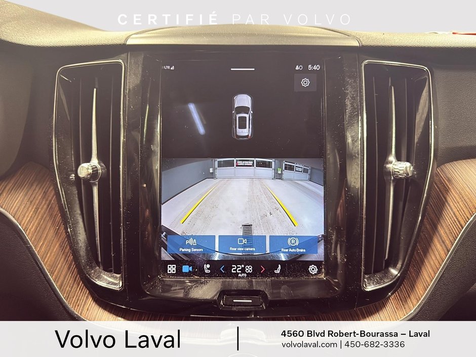 Volvo XC60 Momentum 2022-12