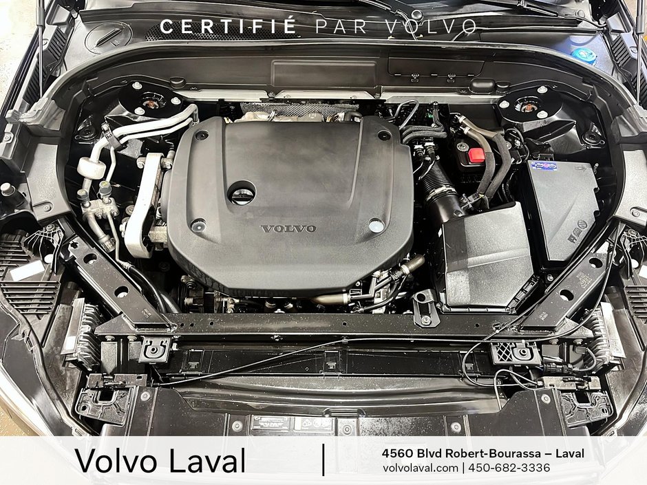 Volvo XC60 R-Design 2022-7