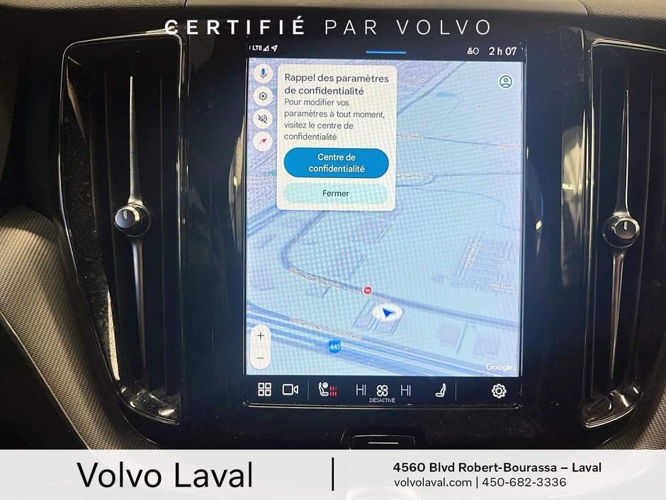 Volvo XC60 R-Design 2022-18