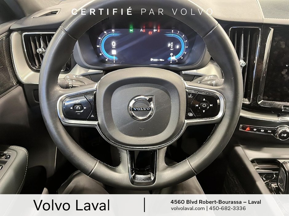 Volvo XC60 R-Design 2022-11