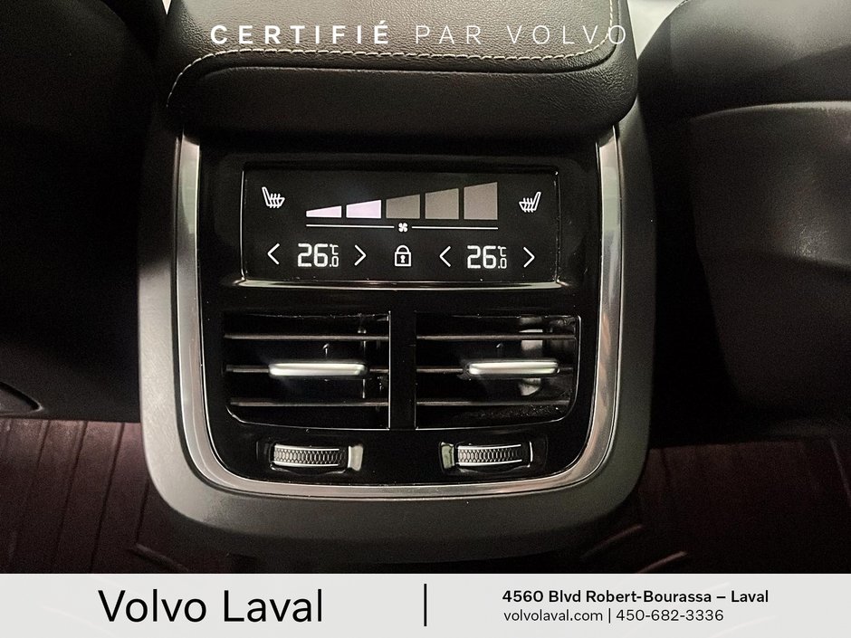 Volvo XC60 R-Design 2022-20