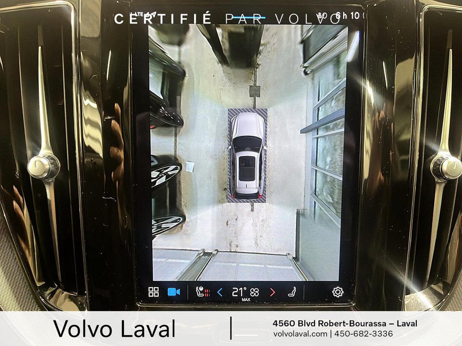 Volvo XC60 R-Design 2022-15