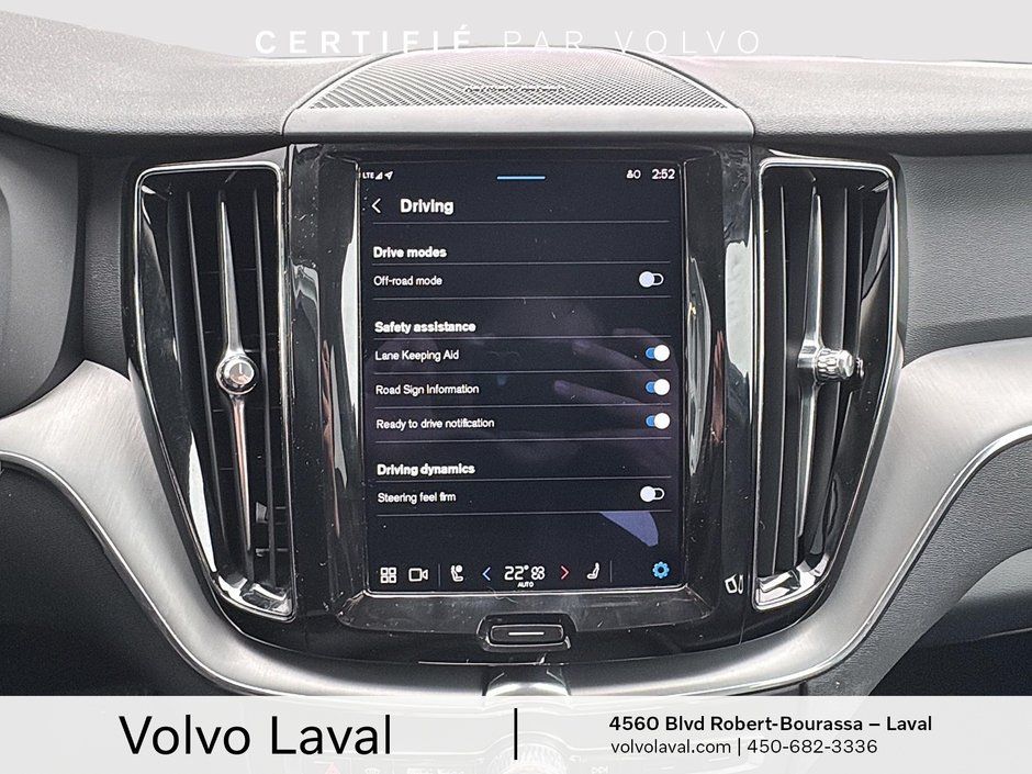 2022 Volvo XC60 Momentum-21