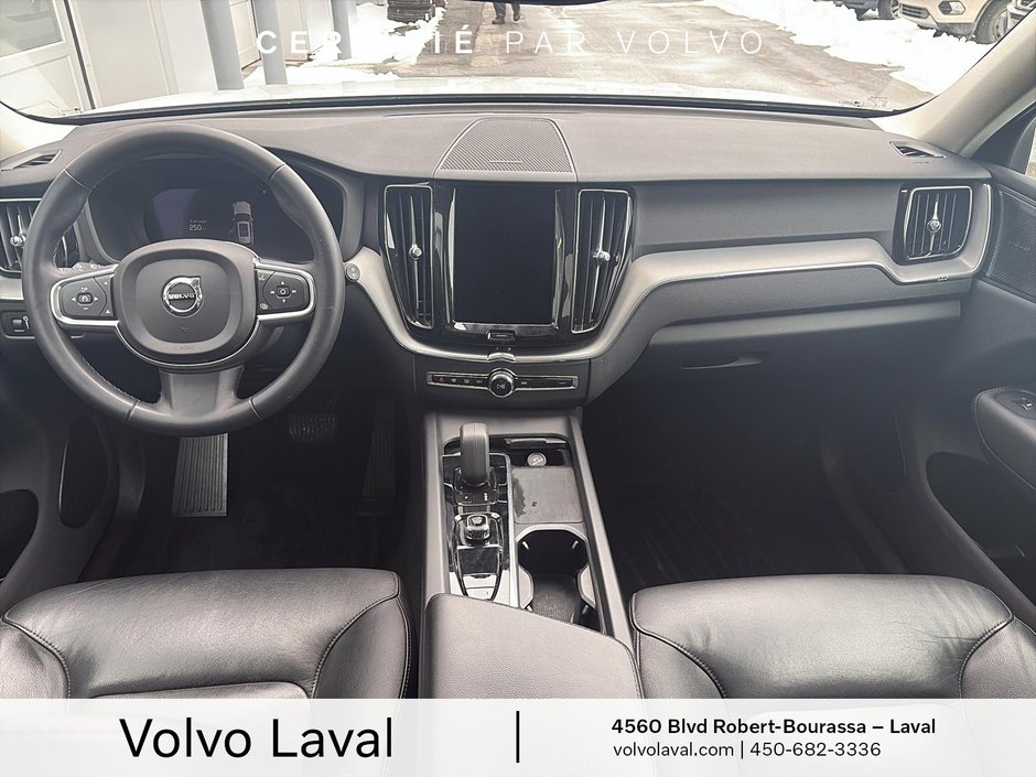 2022 Volvo XC60 Momentum-15
