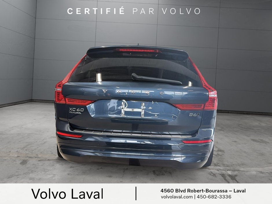 Volvo XC60 Momentum 2022-4