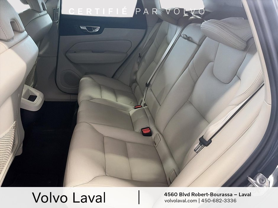 Volvo XC60 Momentum 2022-9