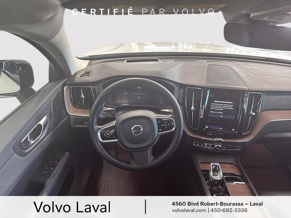 Volvo XC60 Ultimate Dark Theme 2023-11