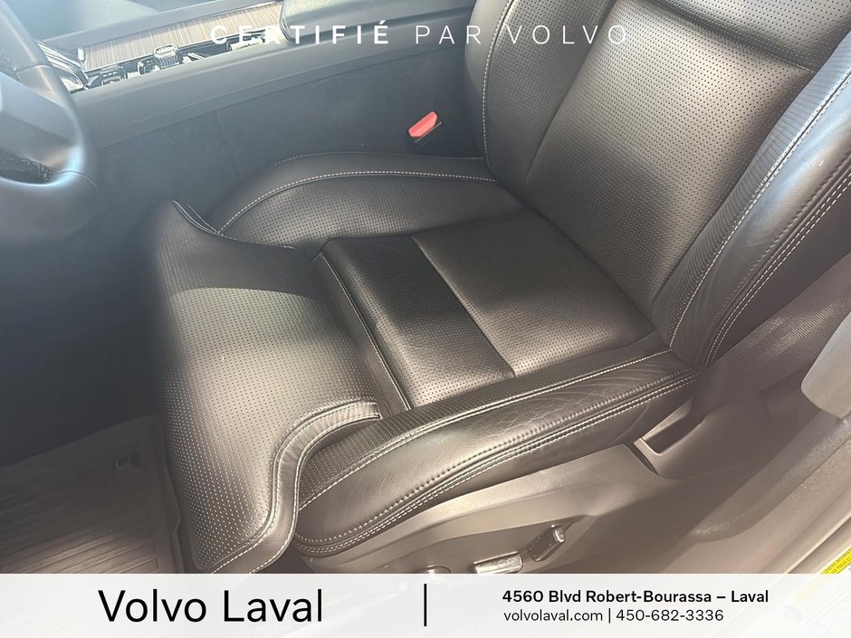 Volvo XC60 Ultimate Dark Theme 2023-6