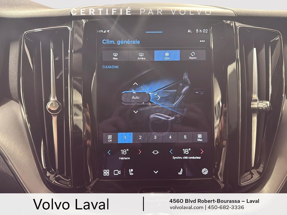 Volvo XC60 Core 2023-13